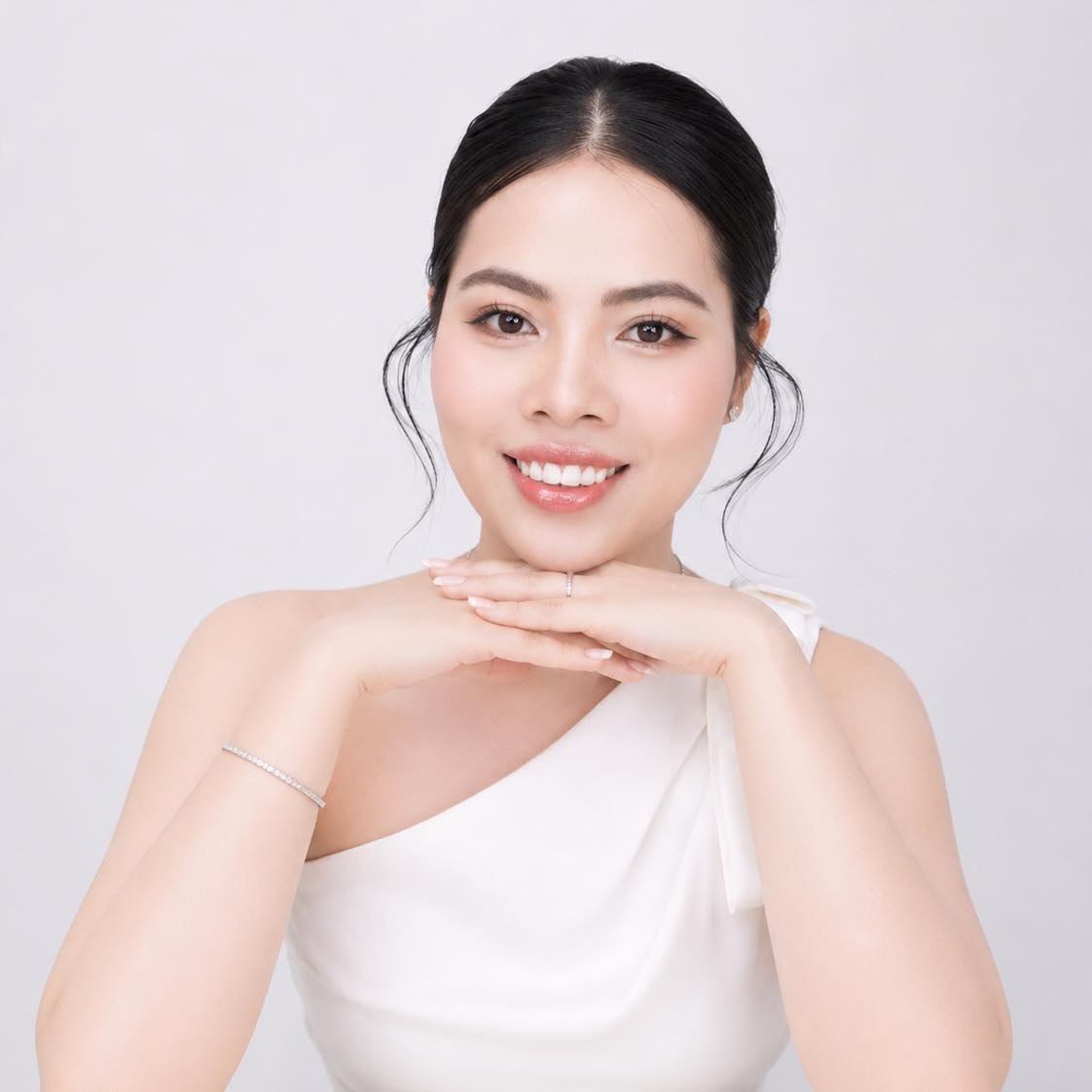 Elegant White Portrait — © SIGIL