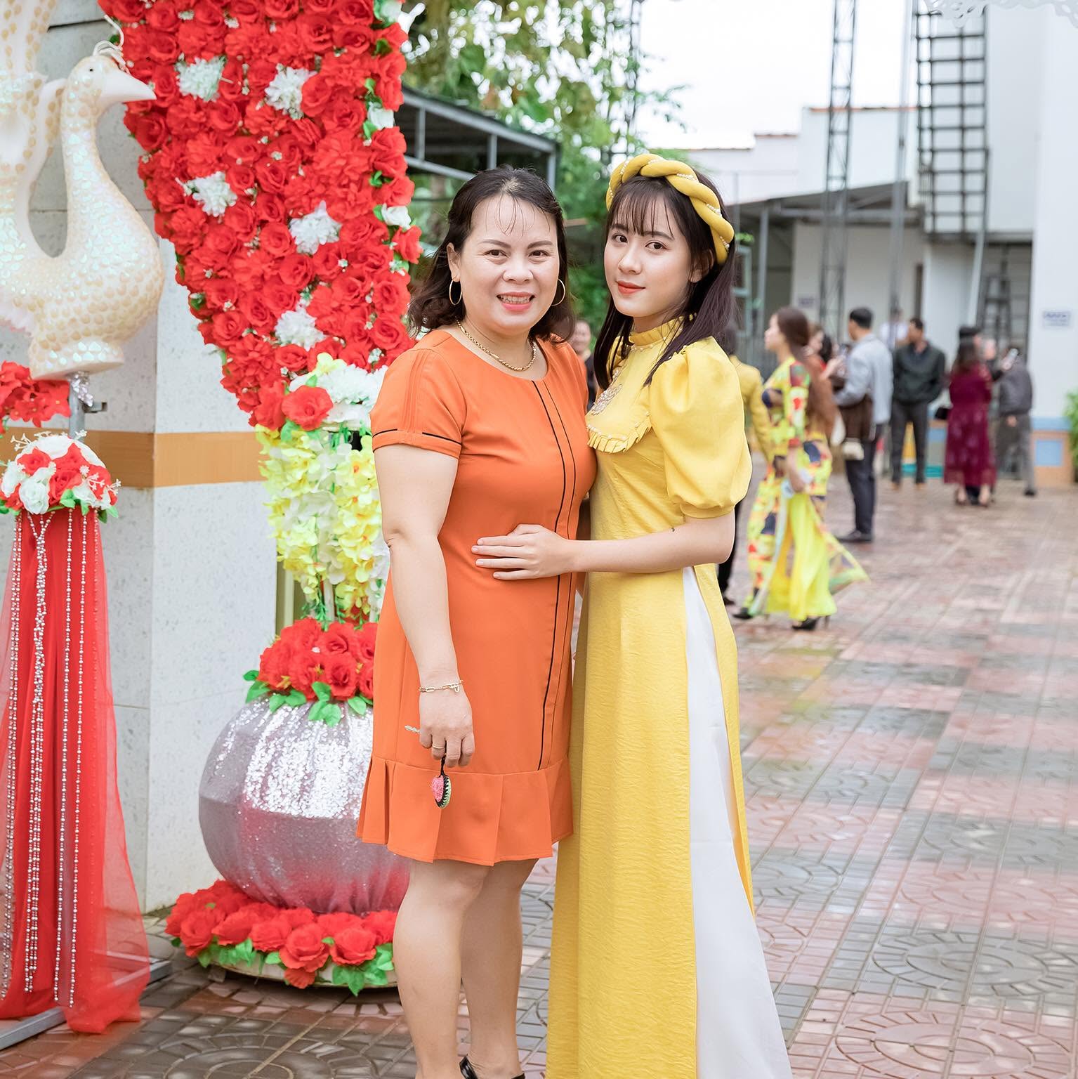 Mother's Smile, Daughter's Joy — © SIGIL